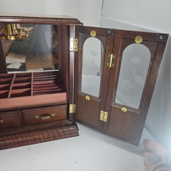 Vintage Jay Imports Music Jewelry Box Etched Glass Doors - Picture 5 of 16